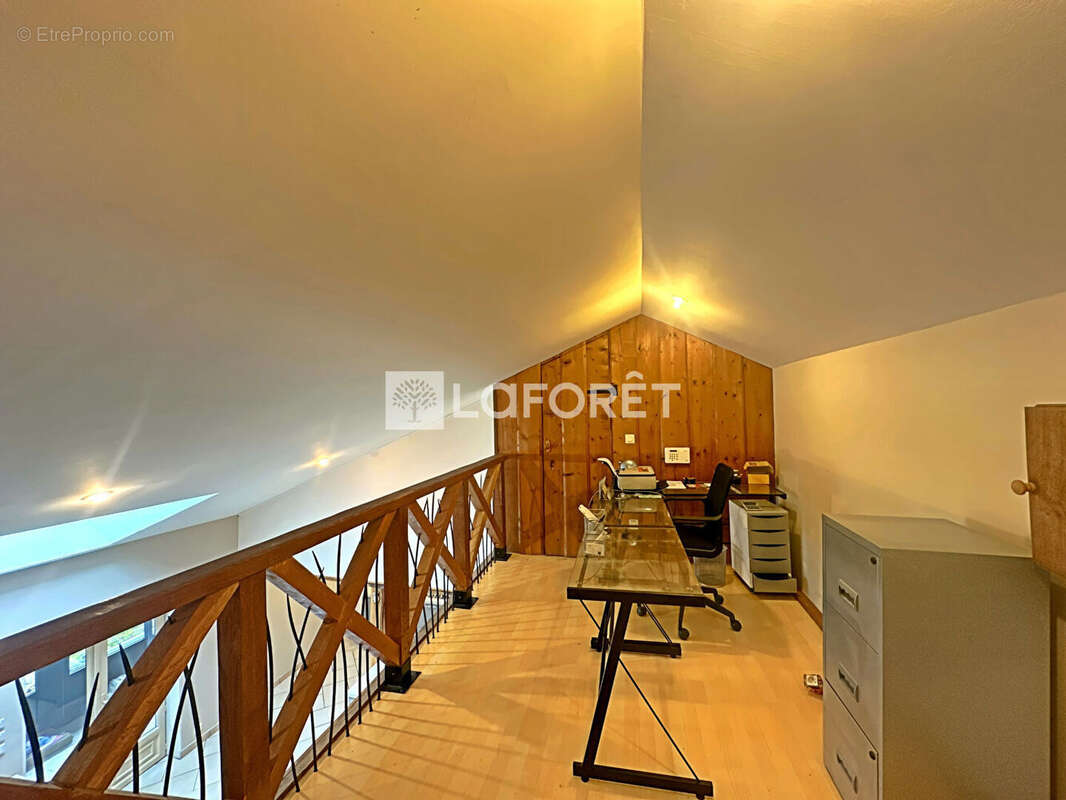 Maison à LESCHEROUX