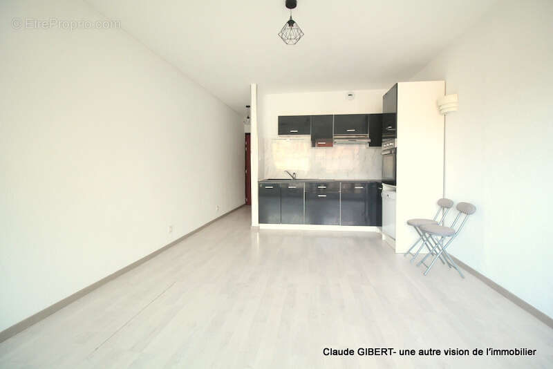 Appartement à MEZE