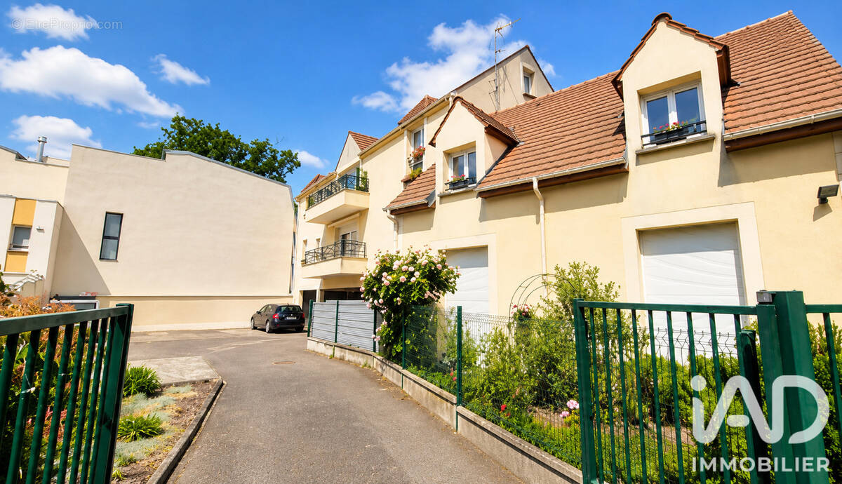 Photo 1 - Appartement à CONFLANS-SAINTE-HONORINE