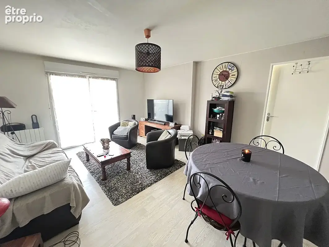 Appartement T3 avec balcon et parking - photo 2