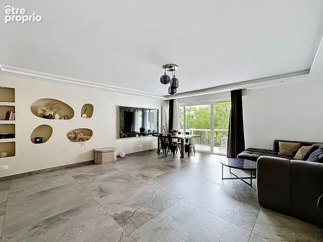 Haut Bonneuil - Maison 7 pièces de 199 m² - photo 2