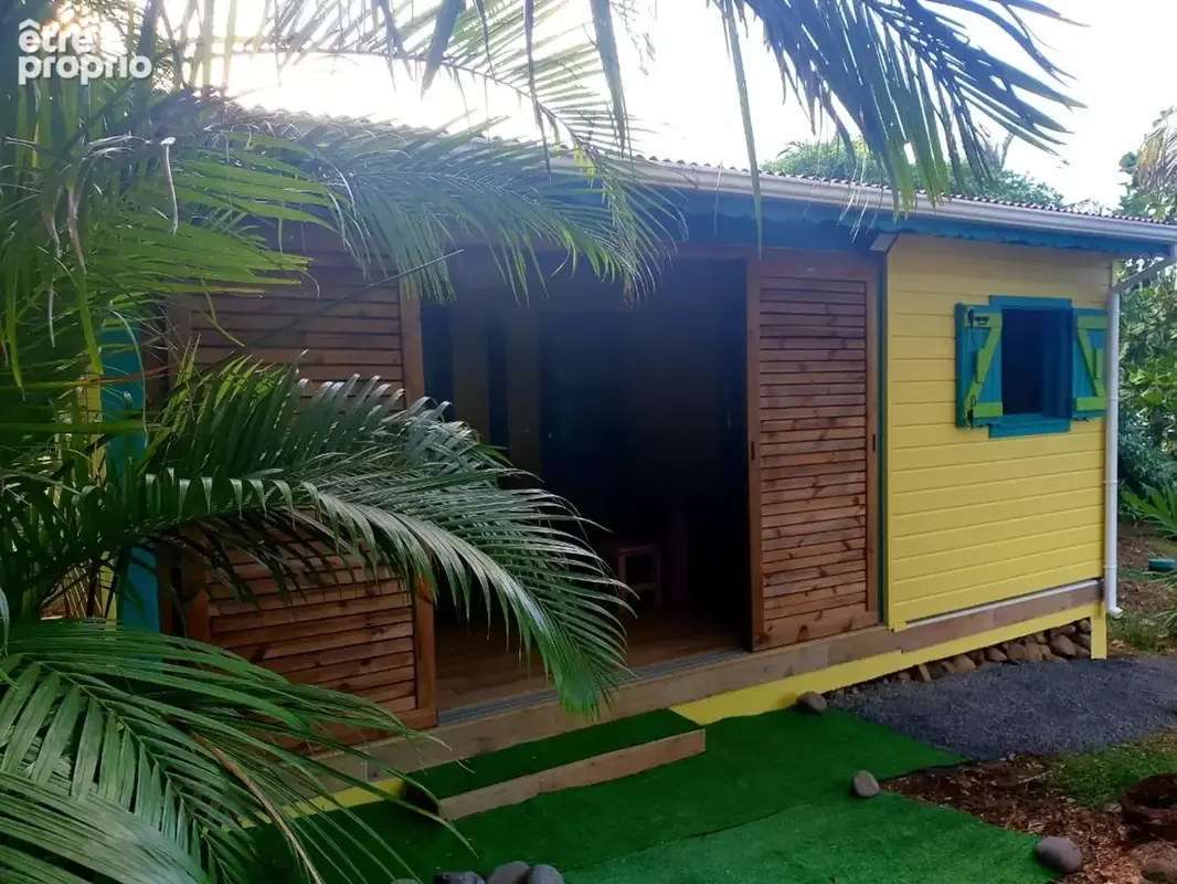 DESHAIES, Villa plage à pied, 2 bungalow, garage et piscine, sur 1 965 m² de terrain arboré - photo 24