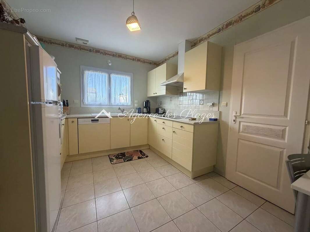 Maison à MESCHERS-SUR-GIRONDE