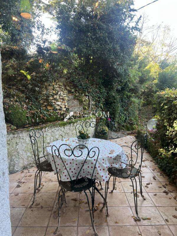 3%. com immobilier à  poitiers - photo 9