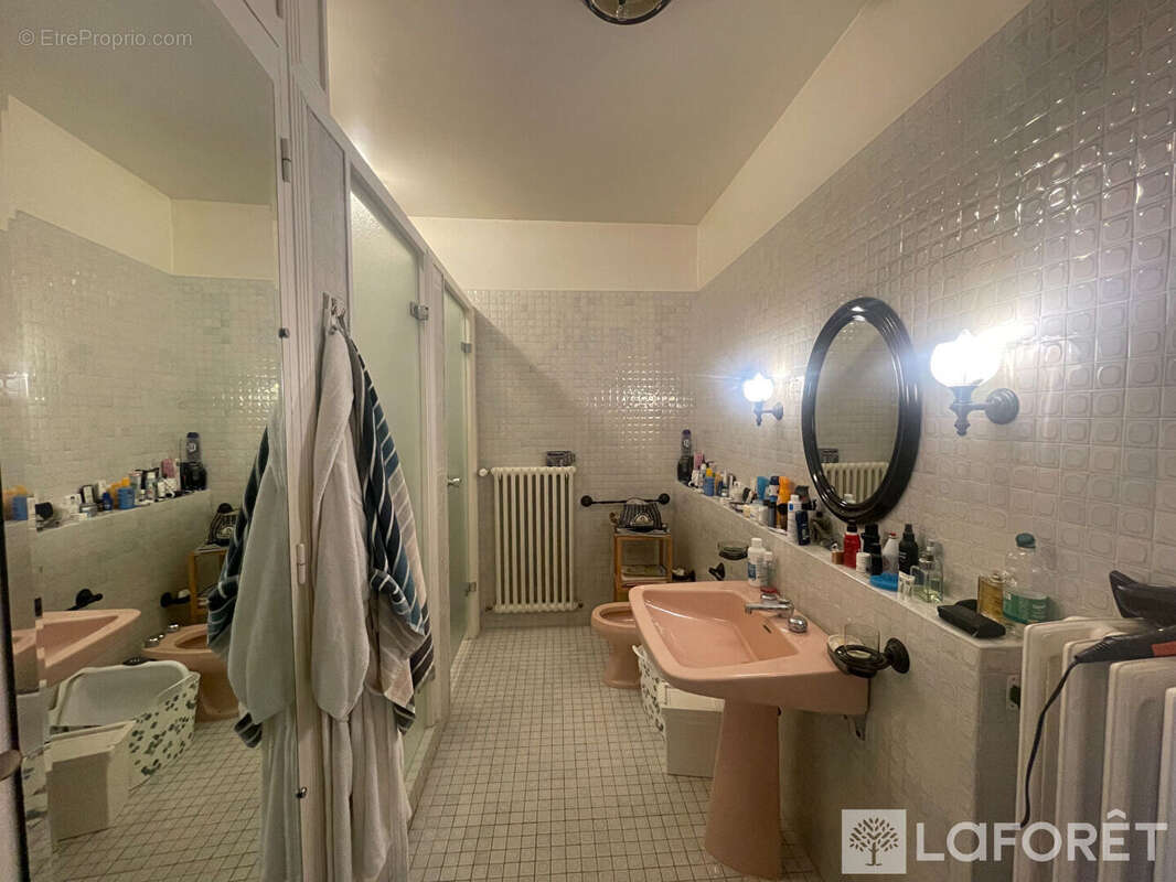 Maison à RUYNES-EN-MARGERIDE