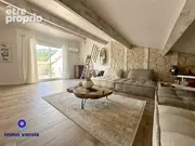 Appartement à COLLOBRIERES