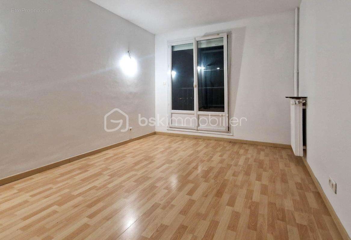 Appartement à CHAMPIGNY-SUR-MARNE
