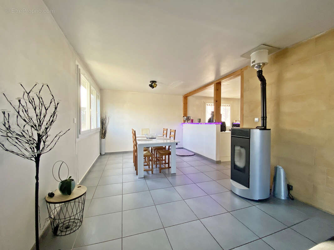 Maison à EUVILLE