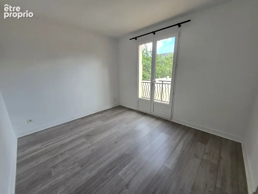Maison 6 pièces à vendre à Sainte Geneviève des Bois - photo 5