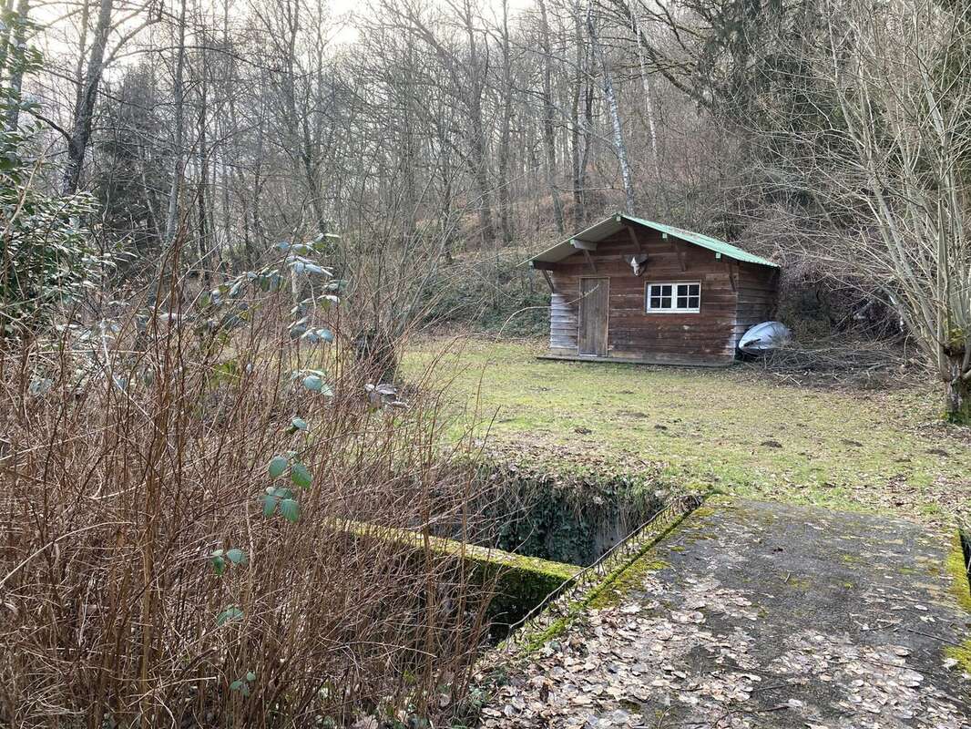 Maison à EYMOUTIERS