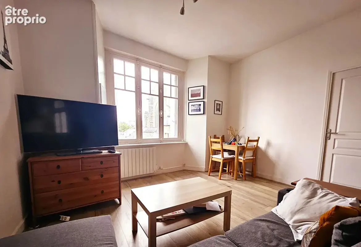 Appartement T2 de charme avec vue sur les toits de Dinan et l'eglise de St malo  ! - photo 5