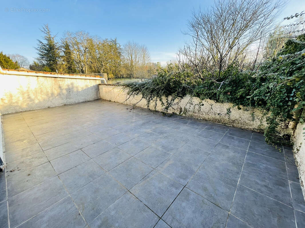 Maison à MIGNALOUX-BEAUVOIR