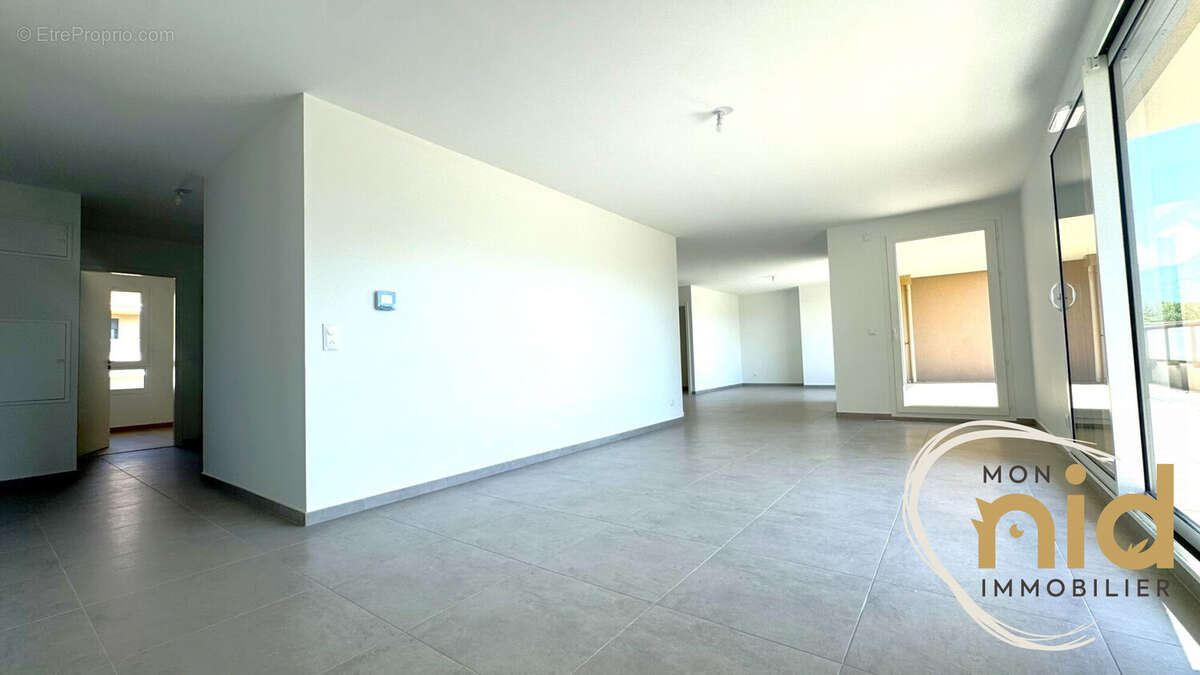Appartement à MEYLAN