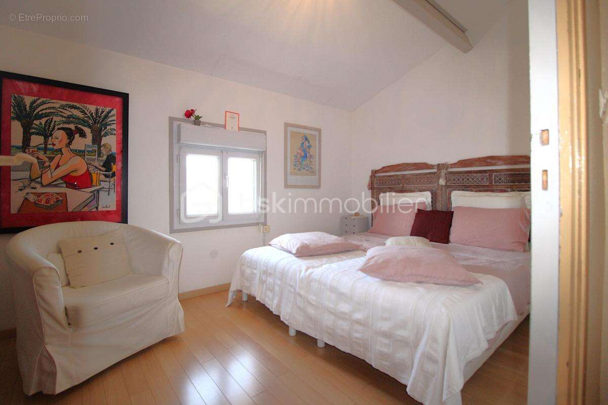 maison de 143 m² de type 5 au calme - photo 6