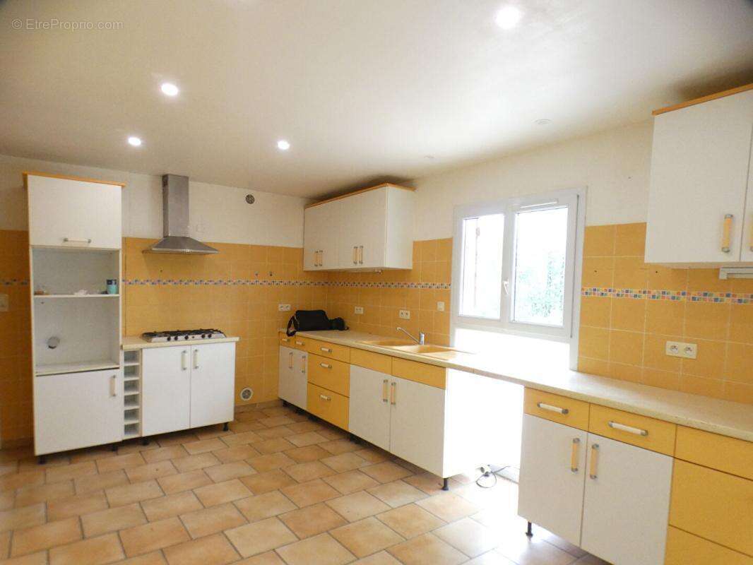 Maison à CUBLAC