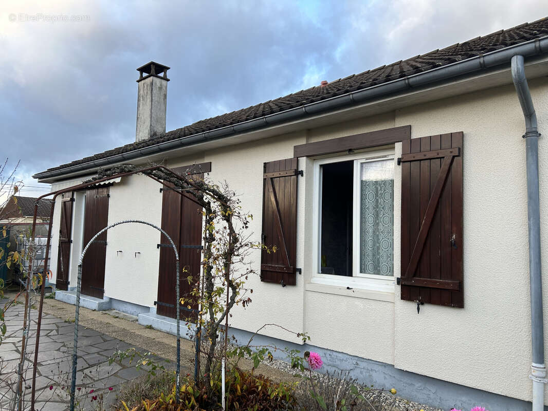 Maison à SARGE-LES-LE-MANS