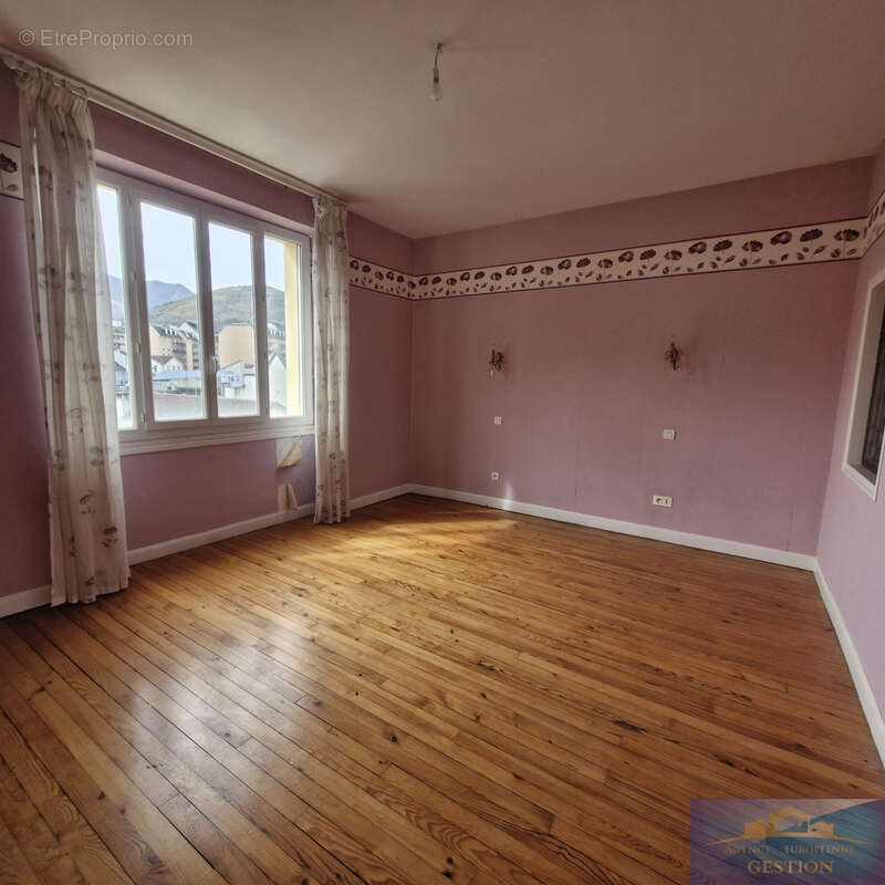Appartement à LOURDES