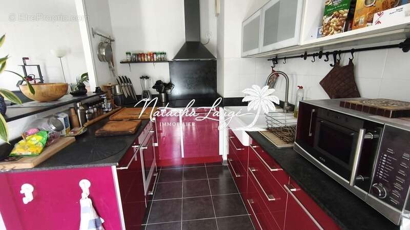 Investissement locatif – T3 de 66 m² à vendre loué – Terrasse Sud – Garage 15,80 m² - photo 2