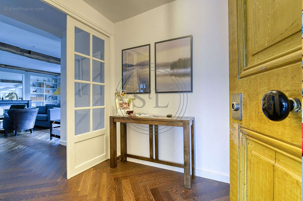 Appartement à VERSAILLES