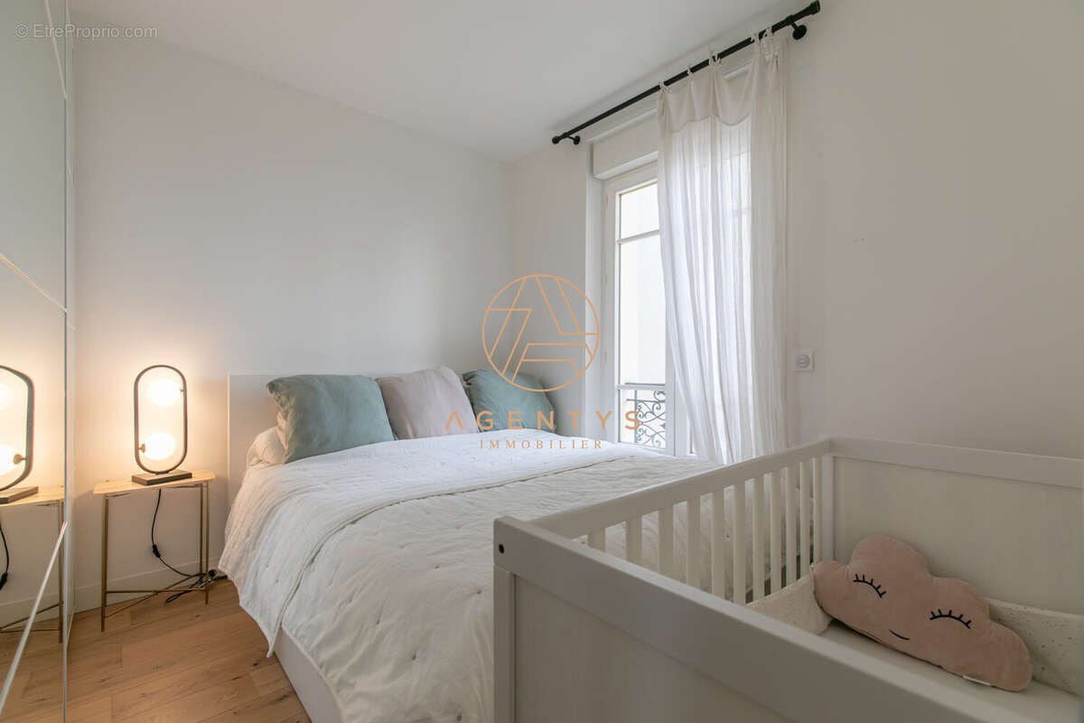 Appartement à SAINT-MAUR-DES-FOSSES