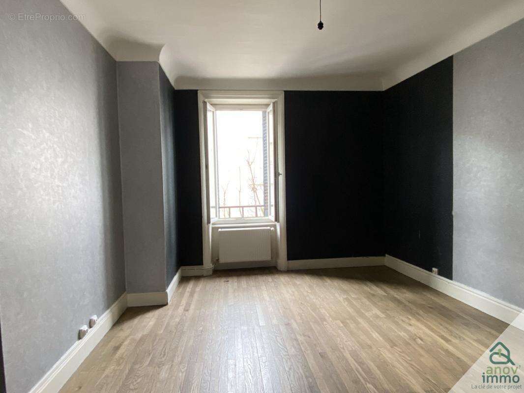 Appartement à GIVORS