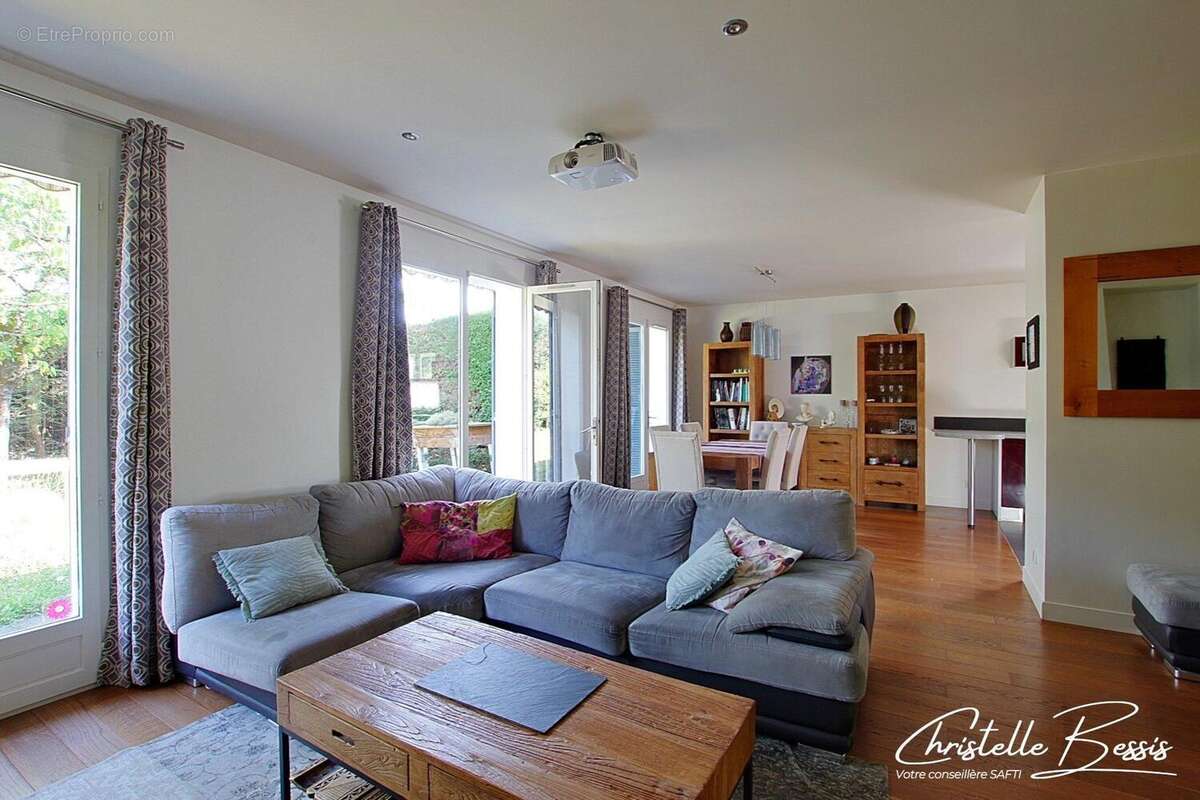 Photo 4 - Maison à VILLECRESNES