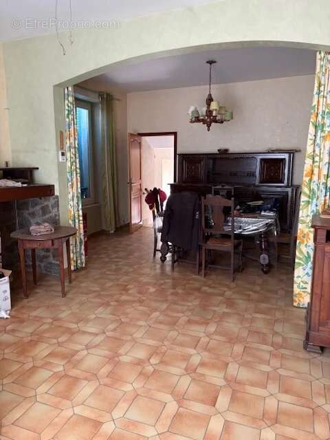 Maison à SAINT-VICTURNIEN