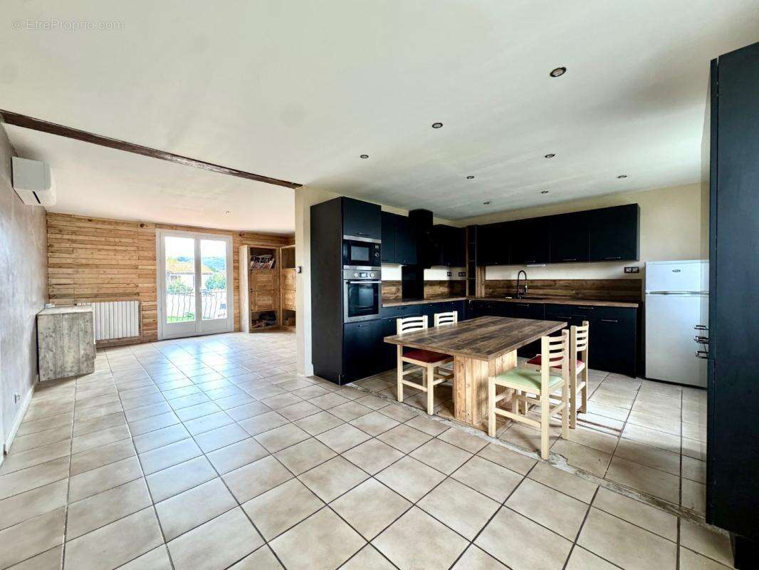 Maison à ROQUECOURBE