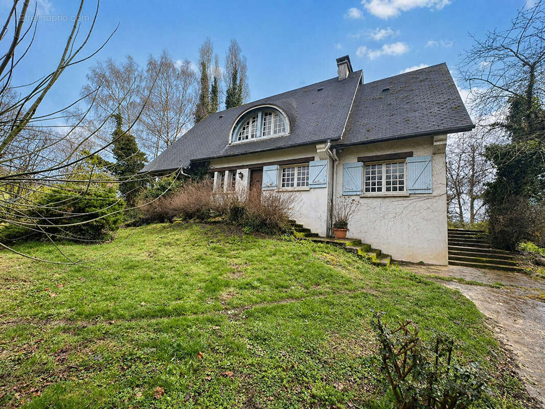 Maison à LOUBAJAC