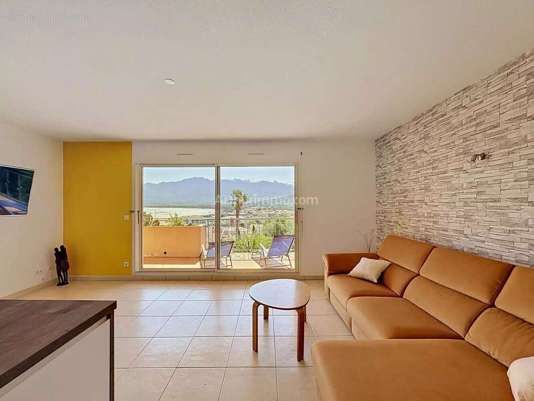 Appartement à CALVI