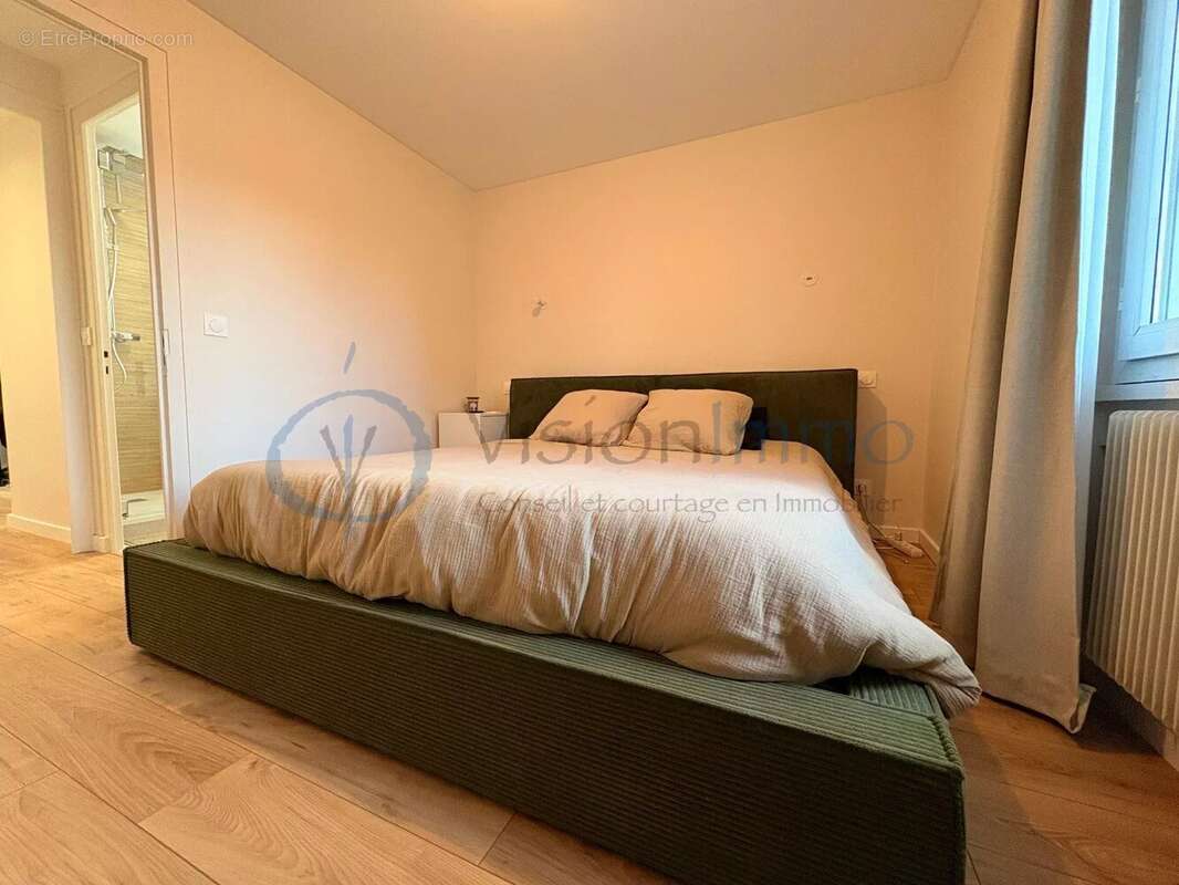 Appartement à SAINT-JULIEN-EN-GENEVOIS