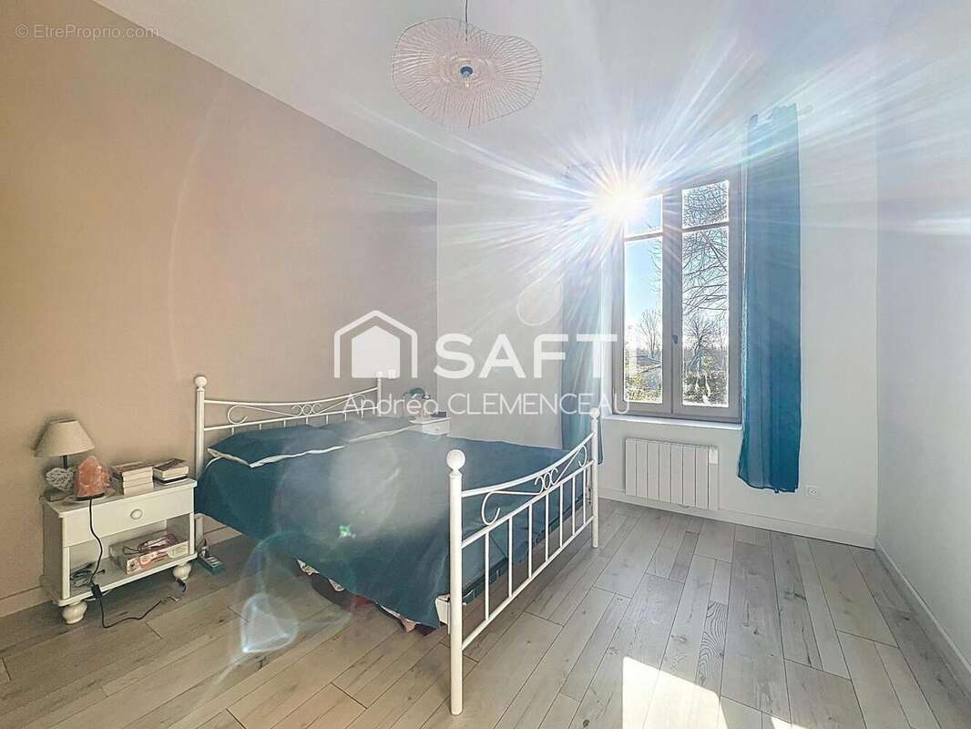 Photo 5 - Maison à BOURG