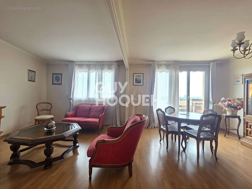 Limite Vincennes ! 86 m² avec vue Tour Eiffel, balcon, terrasse, parking - photo 2