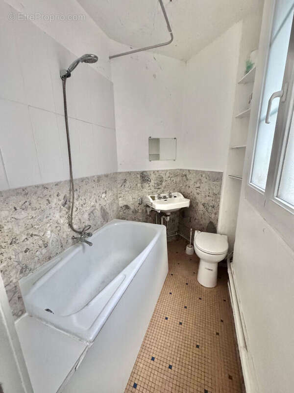 Appartement à PARIS-11E