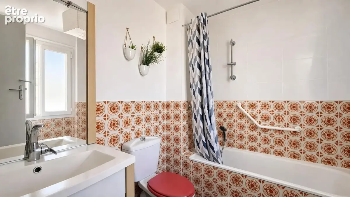 Maison 8 pièces 200 m² - 5 chambres, terrain 686 m² - Saint-Avertin - photo 9