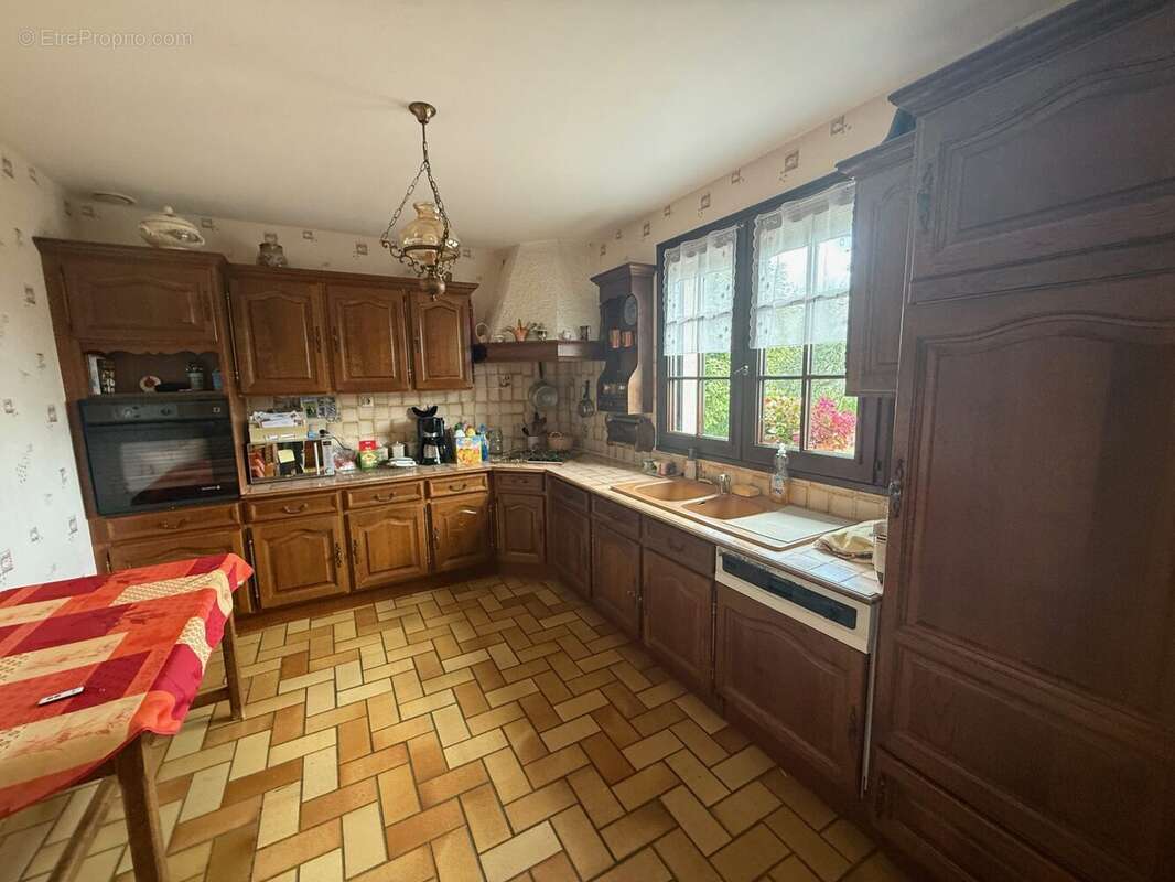 Maison à OUZOUER-SUR-TREZEE