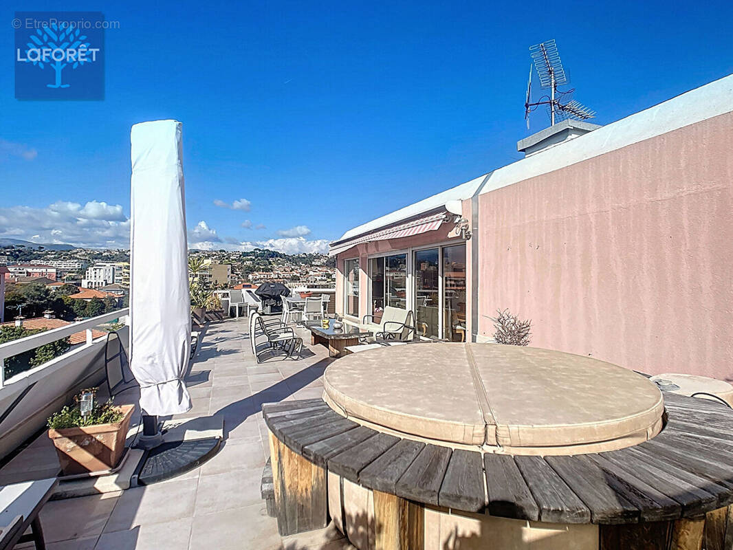 Appartement à CAGNES-SUR-MER