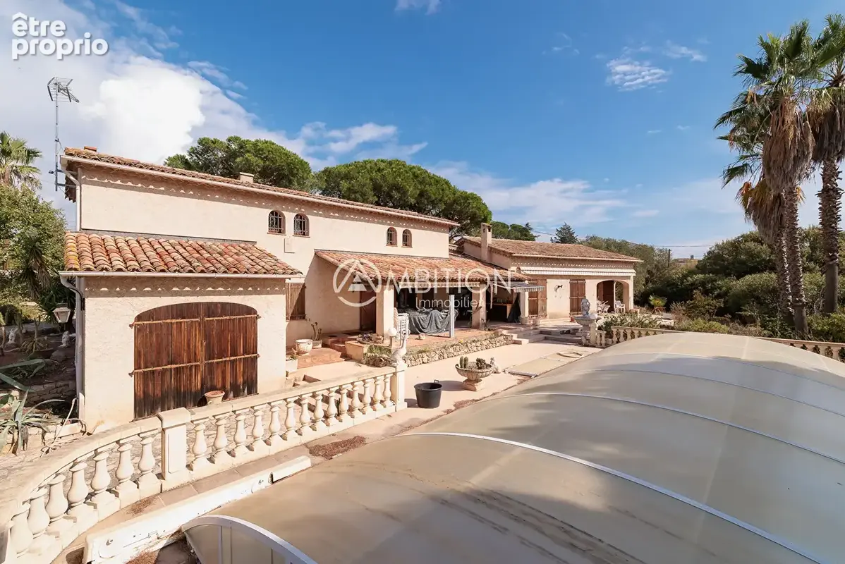 Villa provençale 173 m² sur 2 116 m² de terrain, piscine, potentiel de division - photo 1