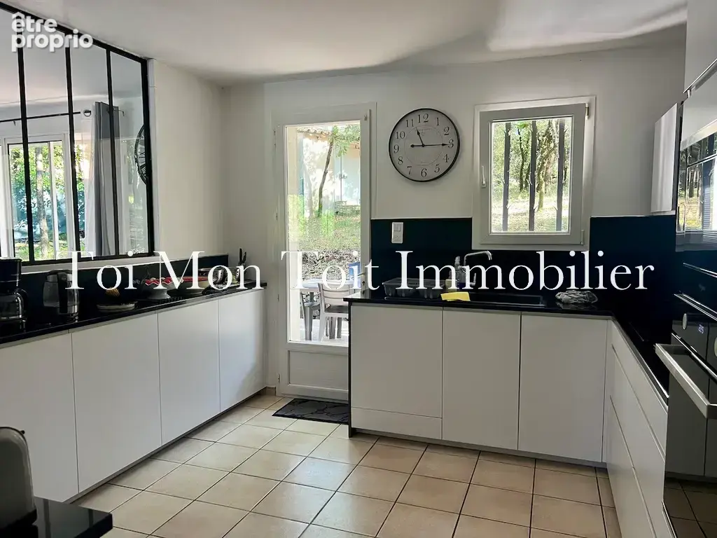 Sardan villa f6 + garage, piscine & pool house sur terrain de + 3200 m2 - photo 6