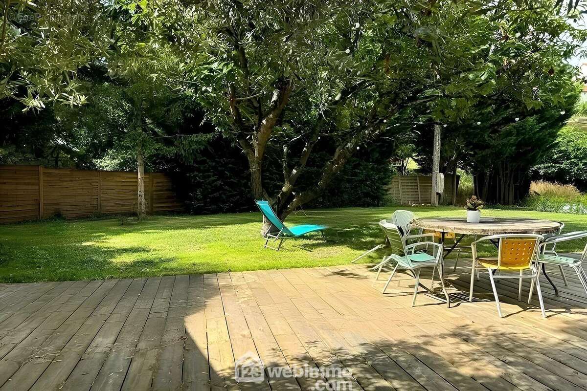 Jardin et terasse - Maison à CHALONNES-SUR-LOIRE