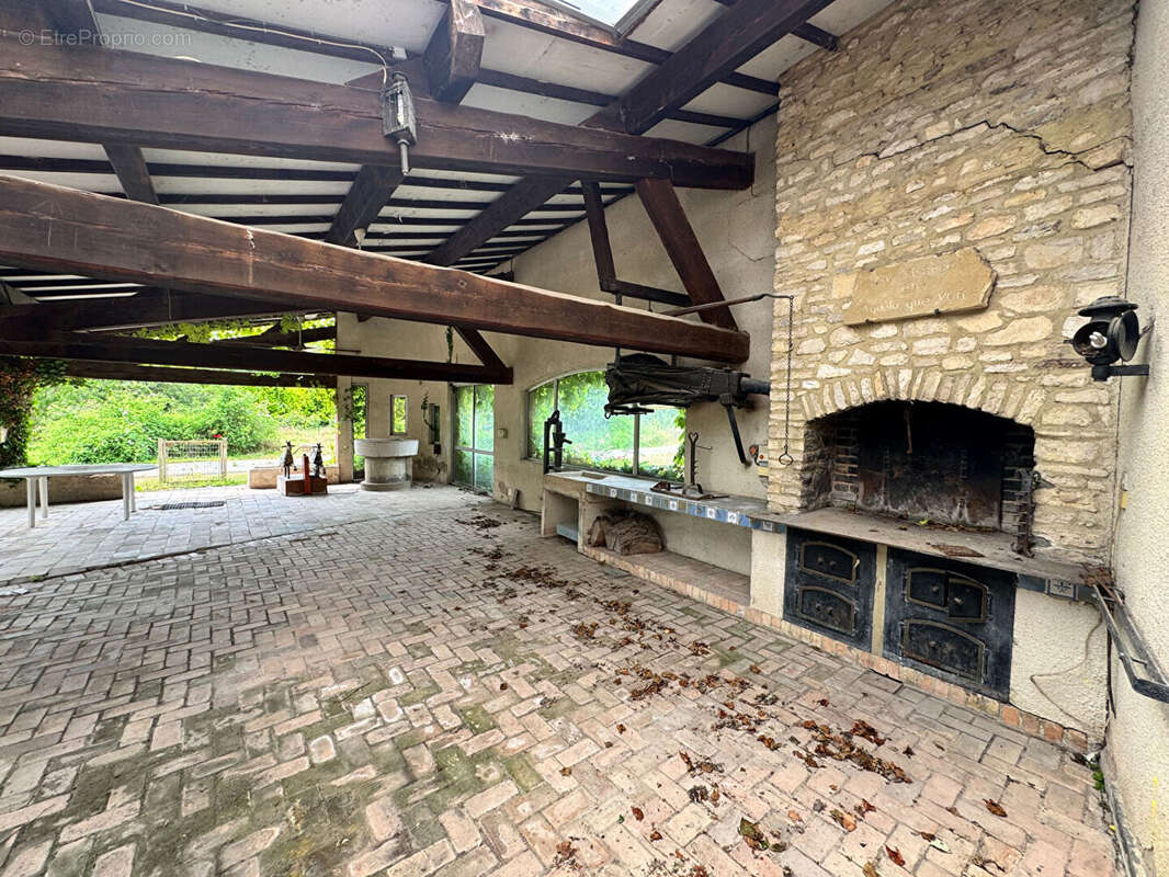 Maison à CHATEAUNEUF-DE-GADAGNE