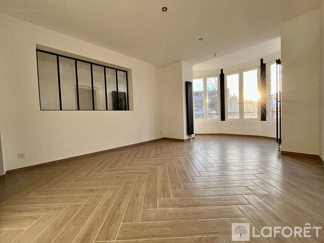 Maison à THAON-LES-VOSGES