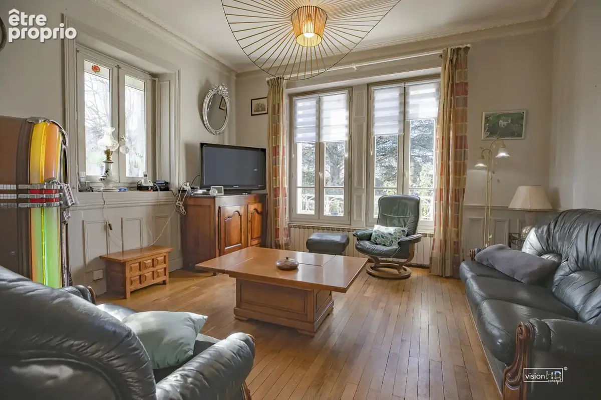 Maison de caractère avec dépendance - photo 3