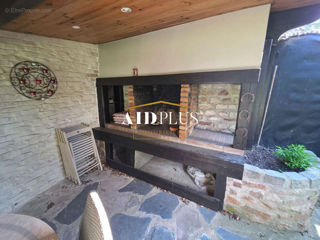 Maison à SAINT-LEU-LA-FORET