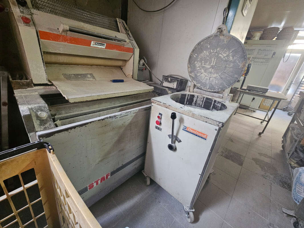 Autre à ESPARTIGNAC