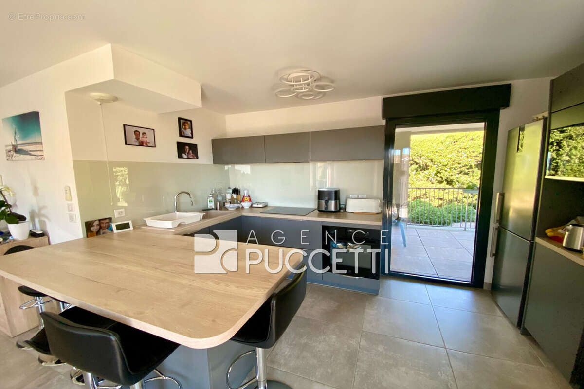 Appartement à VENCE