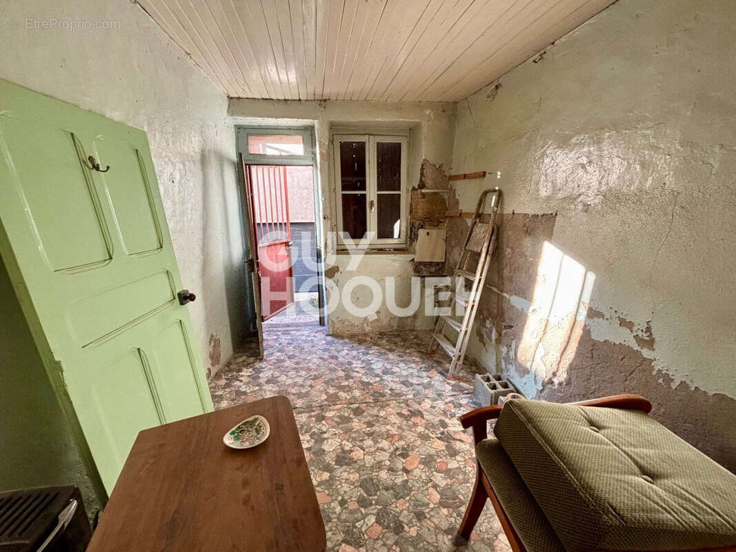 Maison à LA ROCHE-BLANCHE