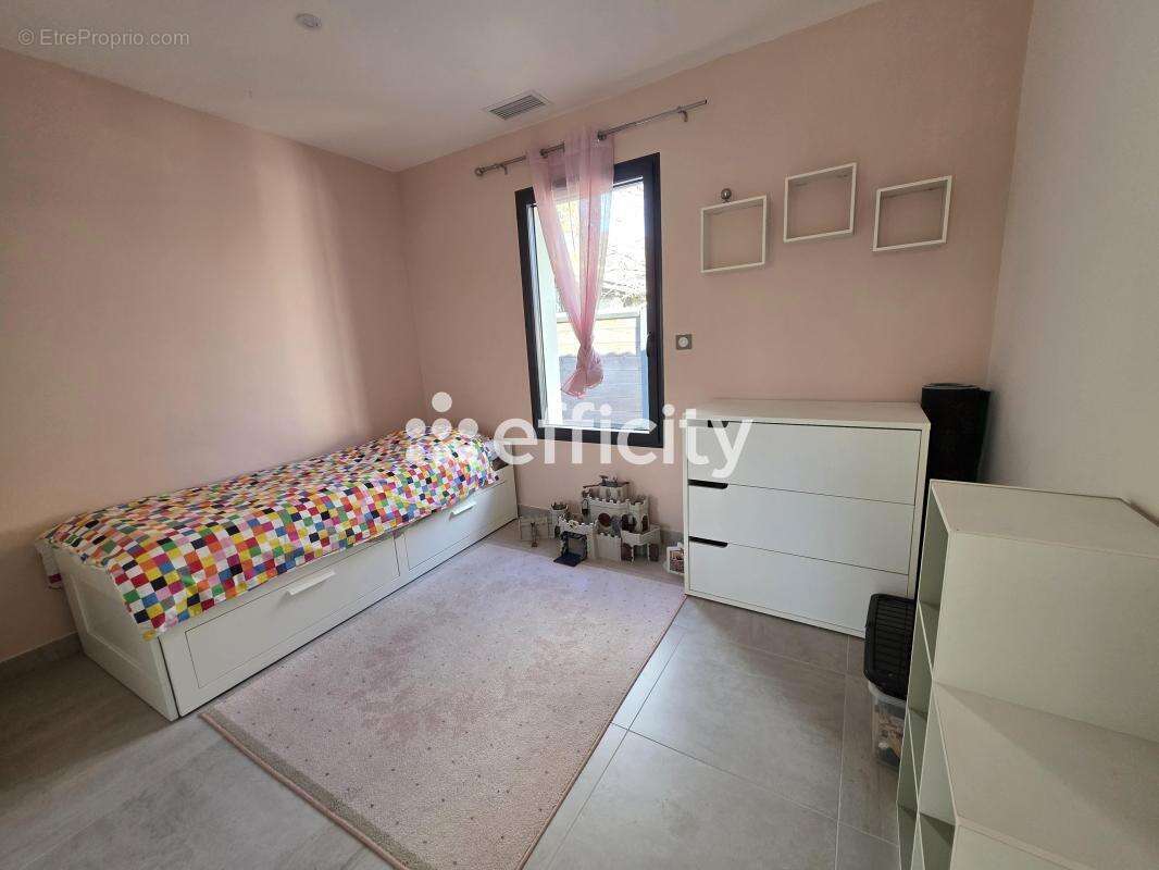 Maison 127 m² à Biganos  - photo 13