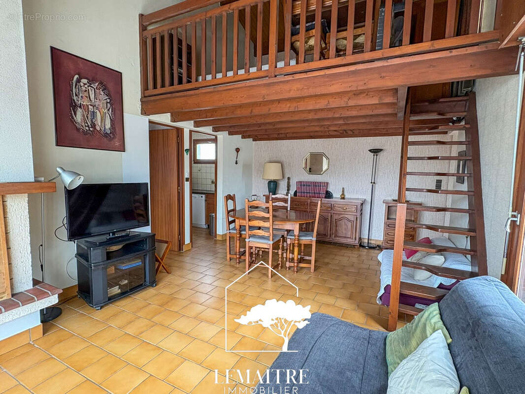 Appartement à LES MATHES