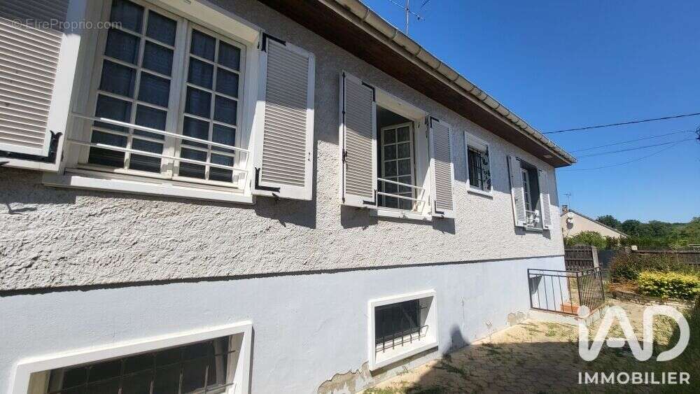 Maison 103 m² à Villemandeur  - photo 2
